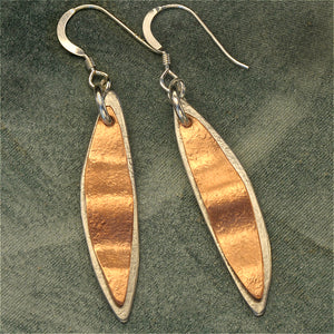 Two-tone leaf earrings